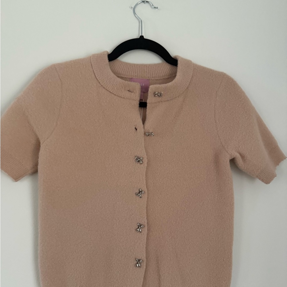 Muse soft pink button down knitwear with super cute silver bow buttons 💕
